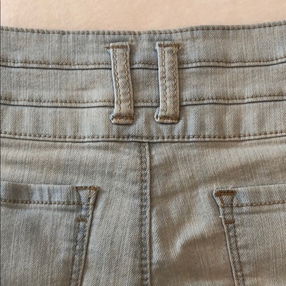 Blue Spice Booty Jean Short Shorts Women W27 Size 5 Denim Light Blue Stretchy - Picture 7 of 8
